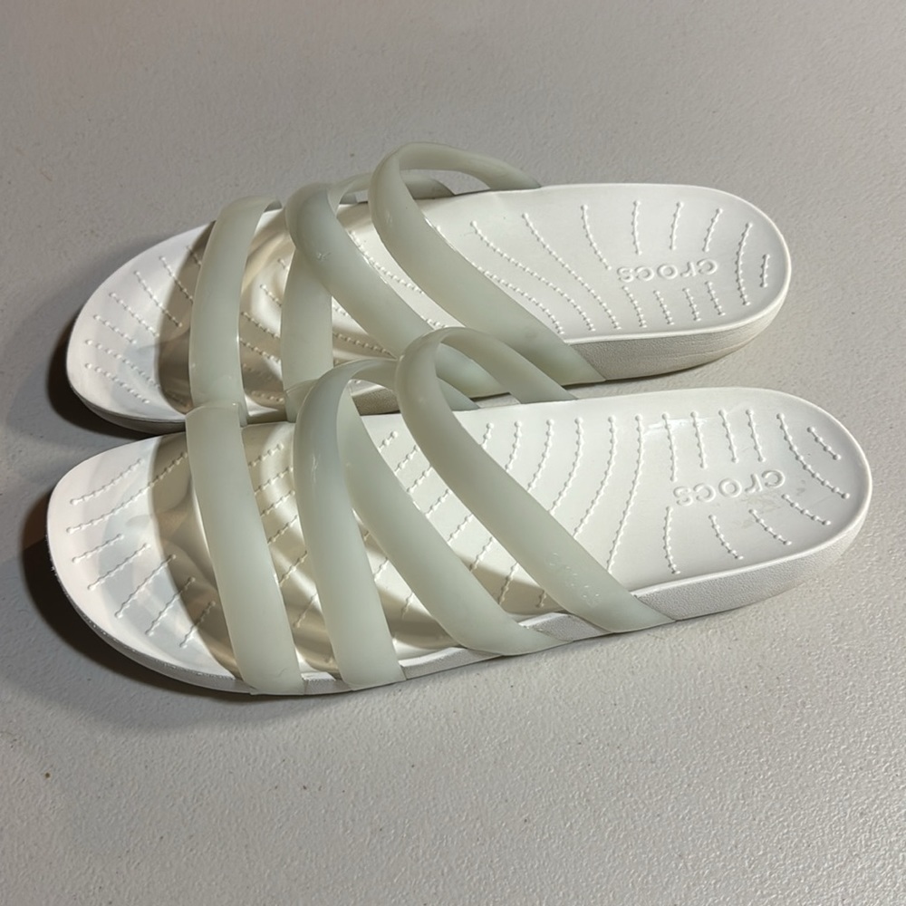 Crocs splash white Glossystrappy slip on sandal. Size W 11 - Picture 2 of 7